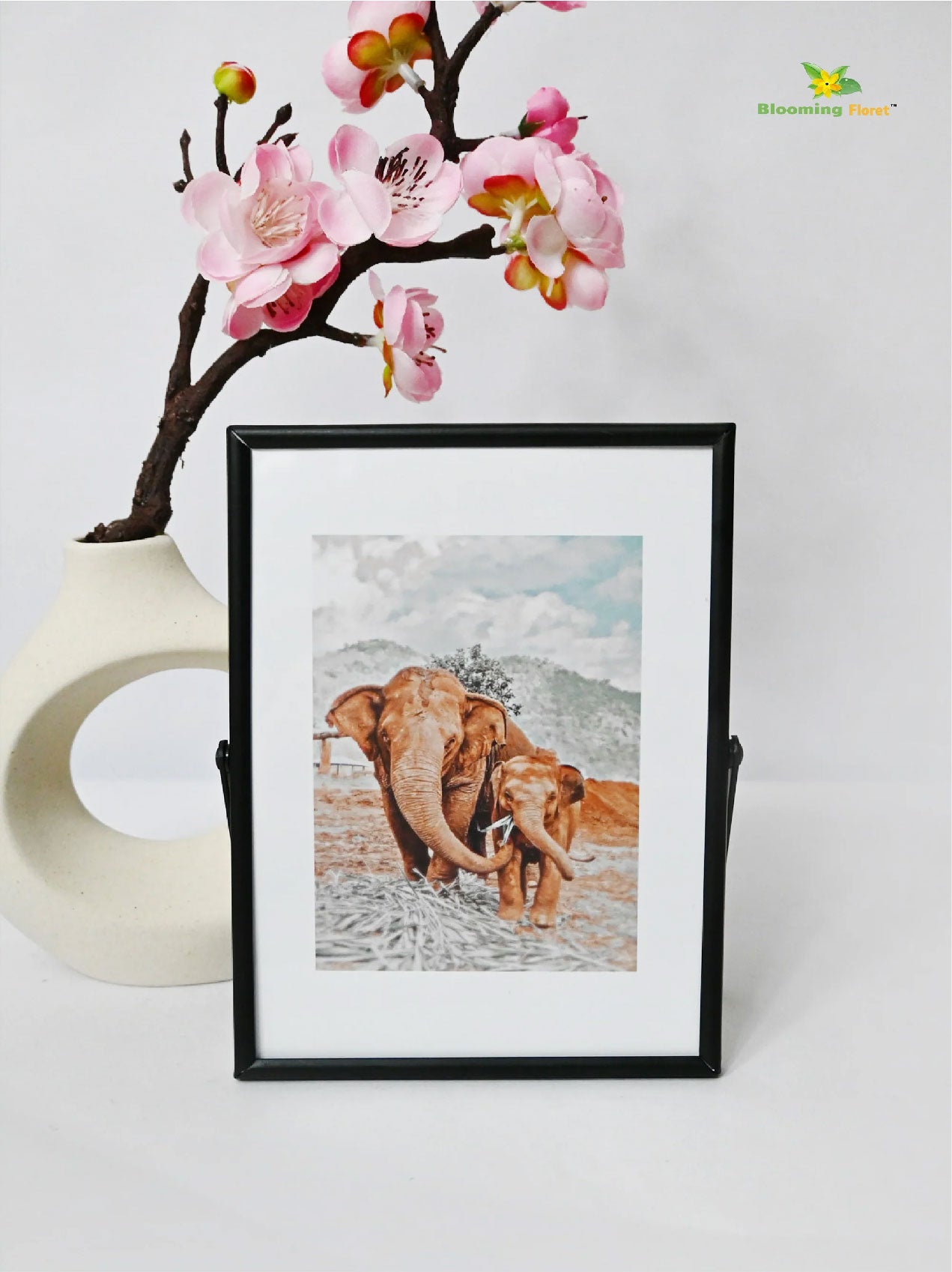 Elephant Metal Photo Frame (13 x 18cm)