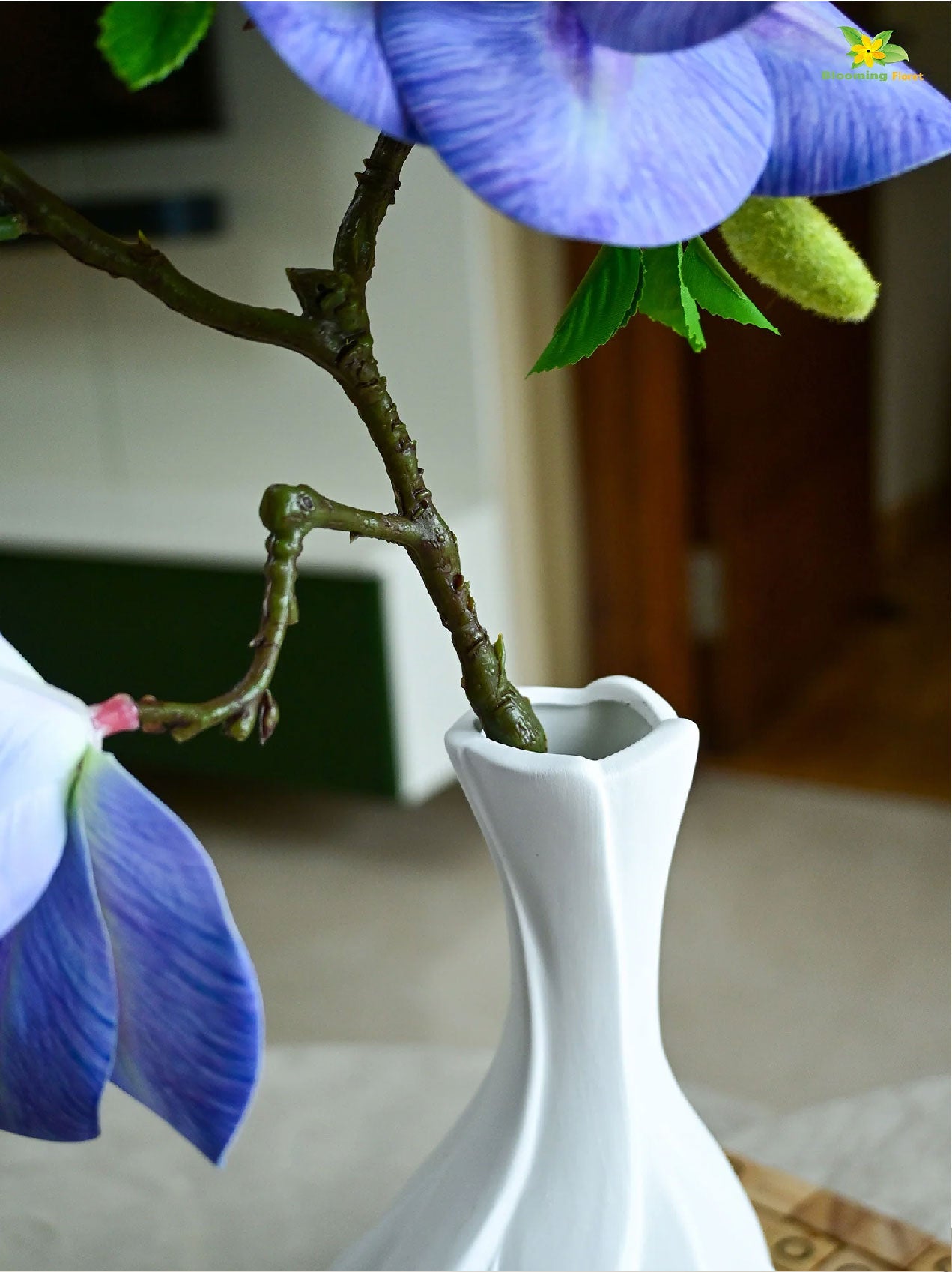 Chic Curves Ceramic Vase