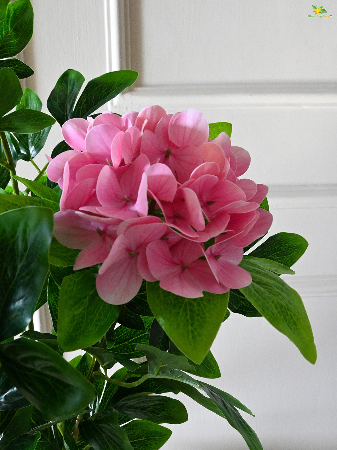 Artificial Hydrangea Flower Bunch - Light Pink