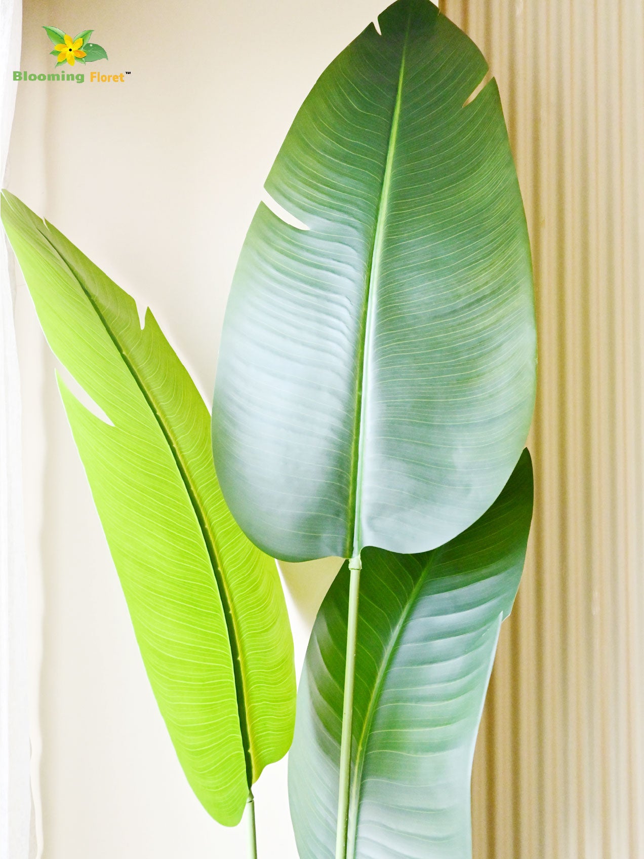 Artificial Banana Leaf Plant – 220 cm, with Basic Pot