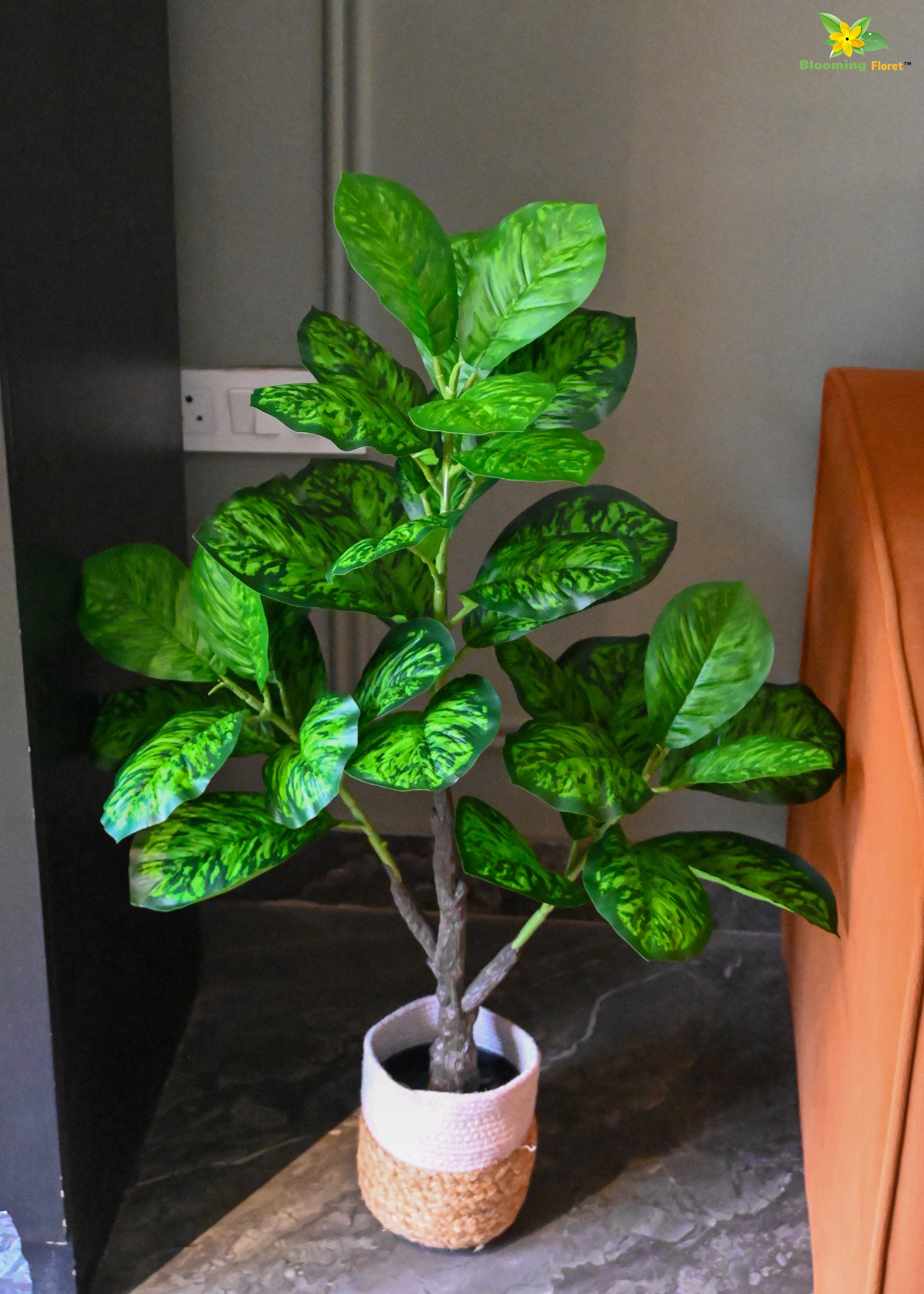 Artificial Dieffenbachia Seguine Plant for Decor | 33 Leaves with Basic Pot | 95 cm