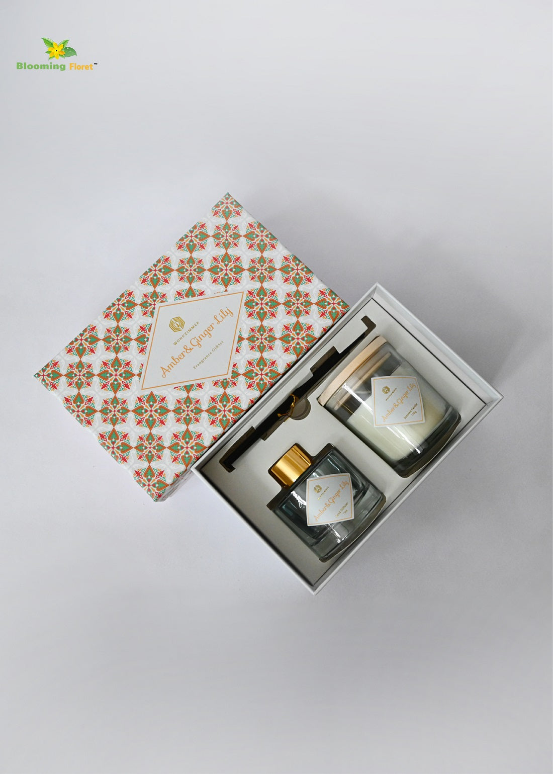 Reed Fragrance Diffuser & Scented Candles - Amber Ginger & Lily