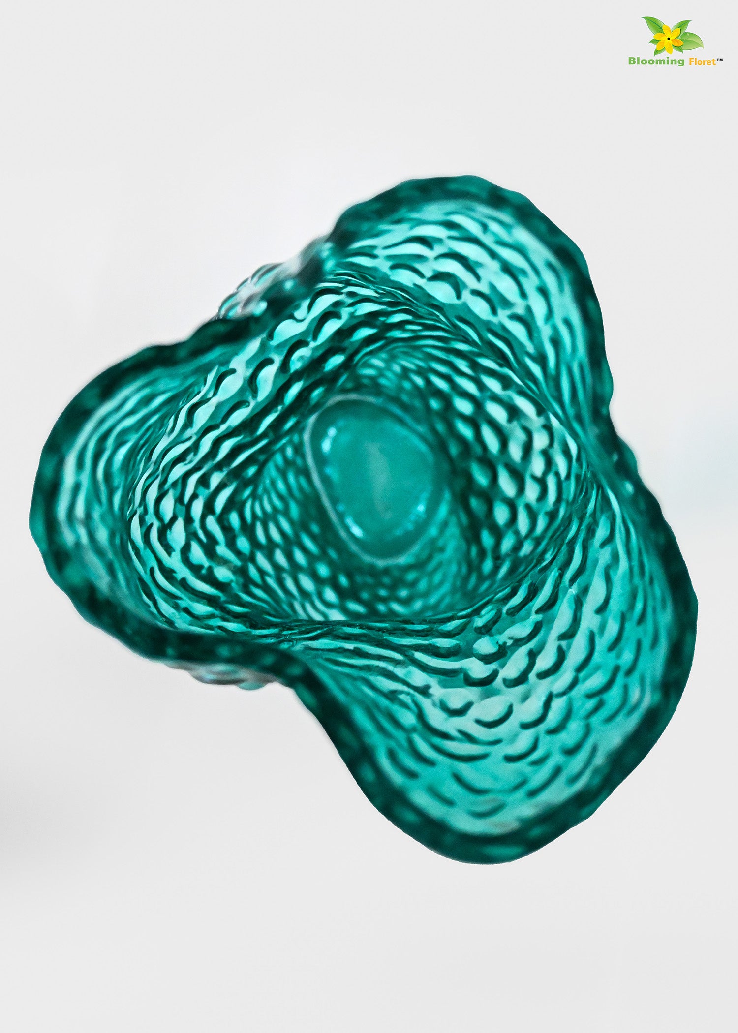 Twisted Glass Vase | Green | 23 cm