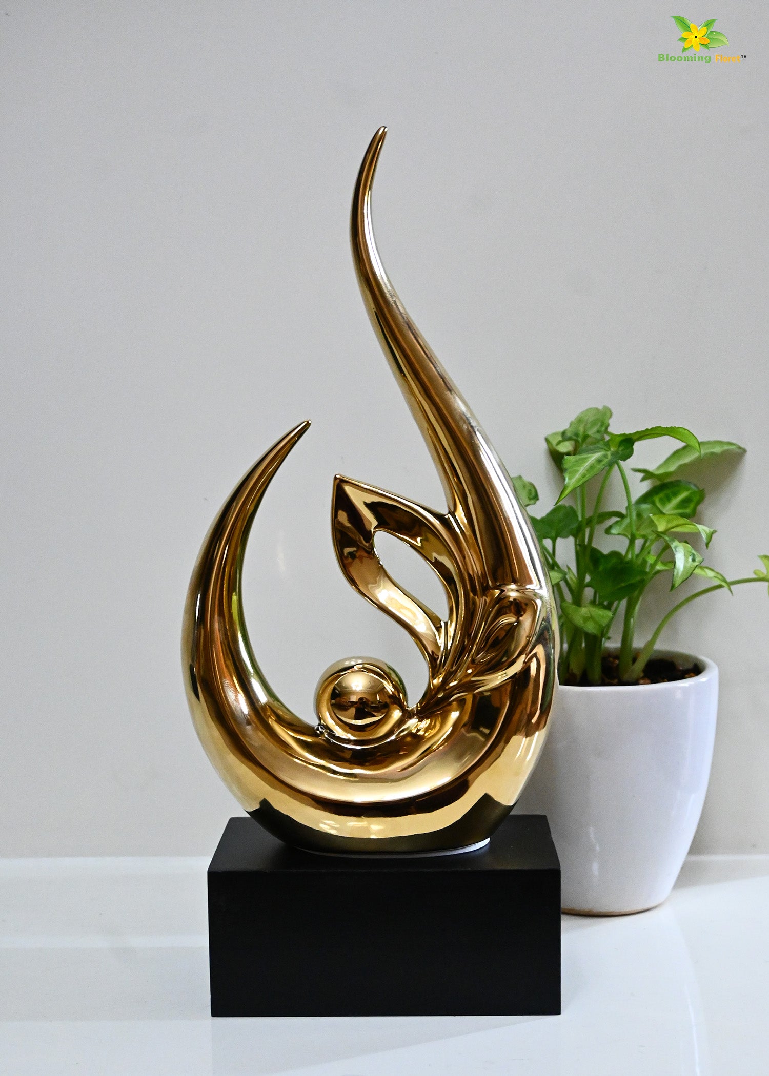 Abstract Modern Sculpture - Large