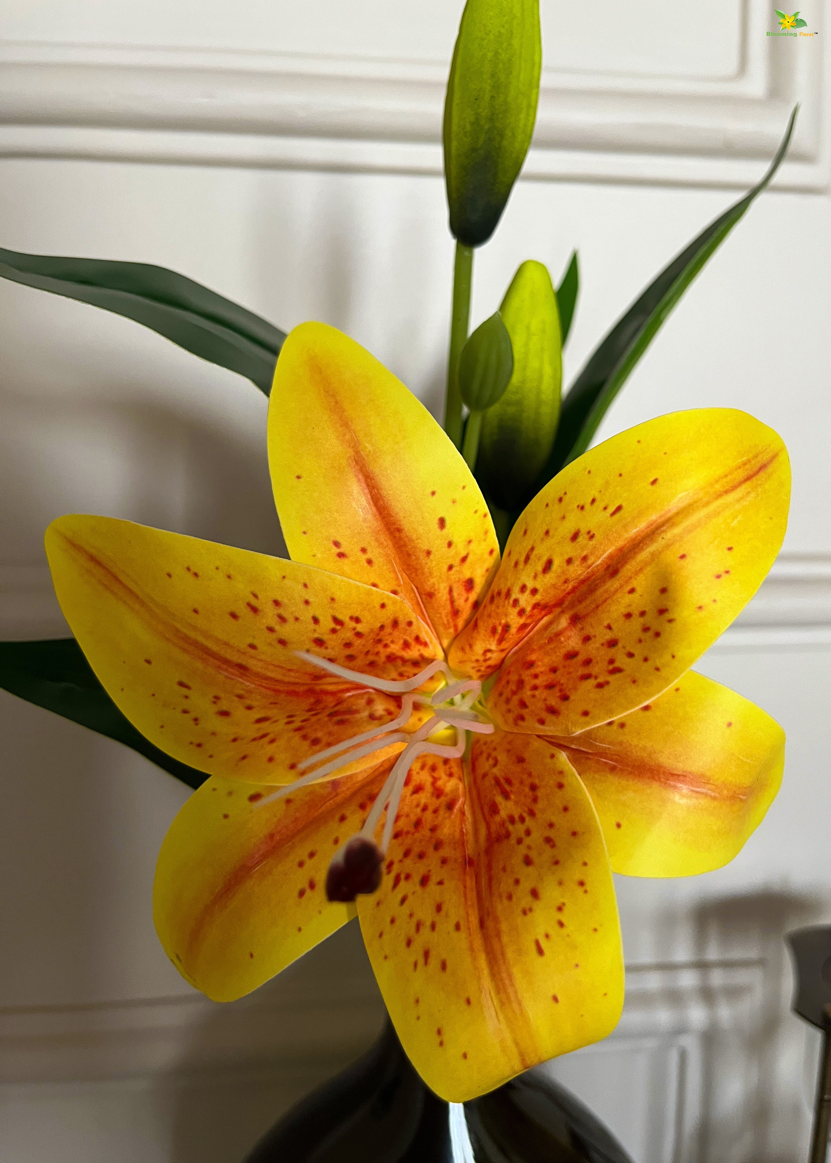 Artificial Lily Flower Stick for Decor