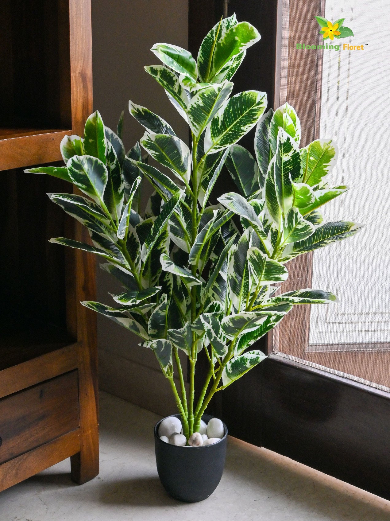 Artificial Andrew Croton Plant – 85 cm, 104 Leaves, with Basic Pot