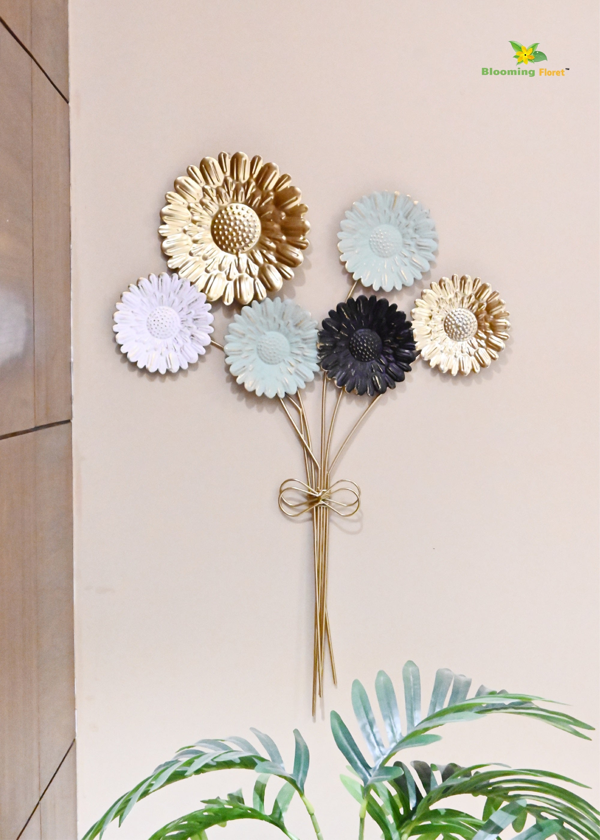 Metal Flower Frame for Wall Décor