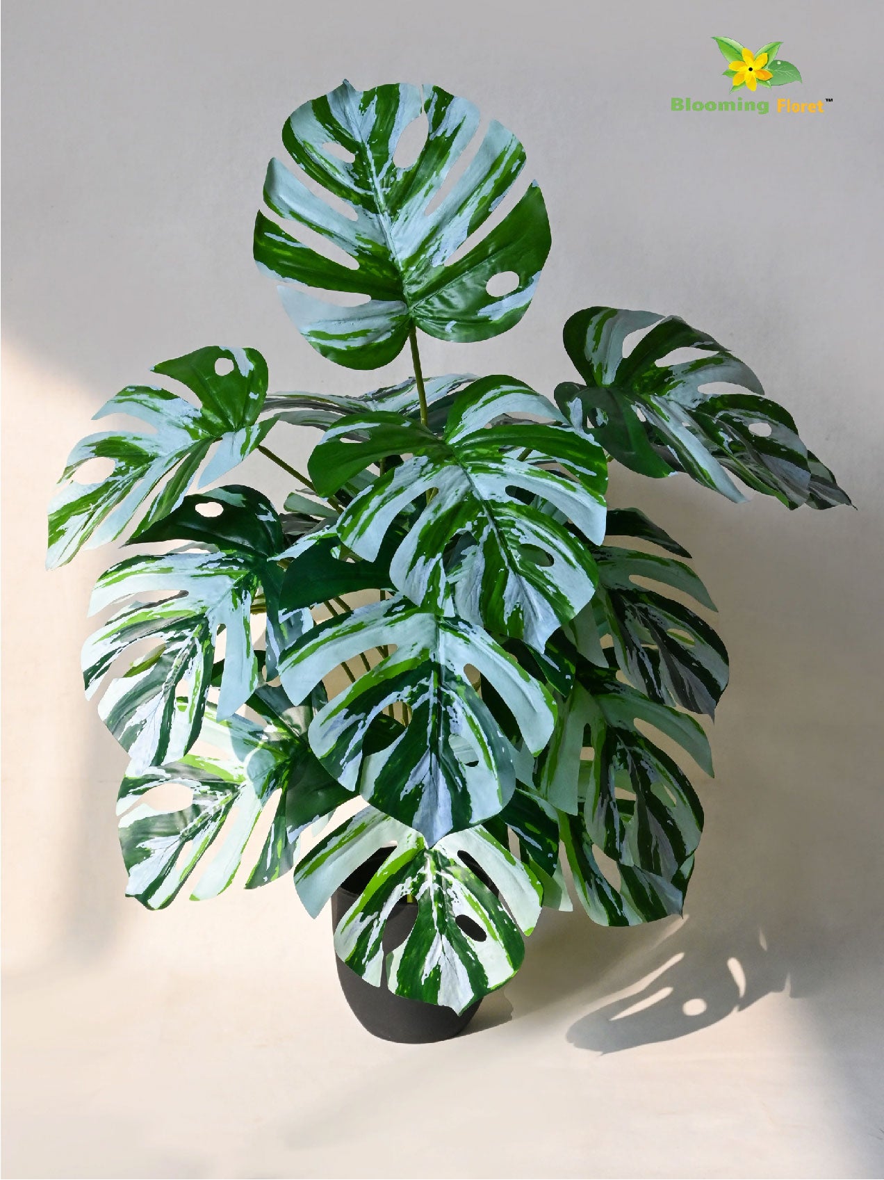 Artificial Monstera Plant – 78 cm, 18 Leaves, Green-Grey, with Basic Pot