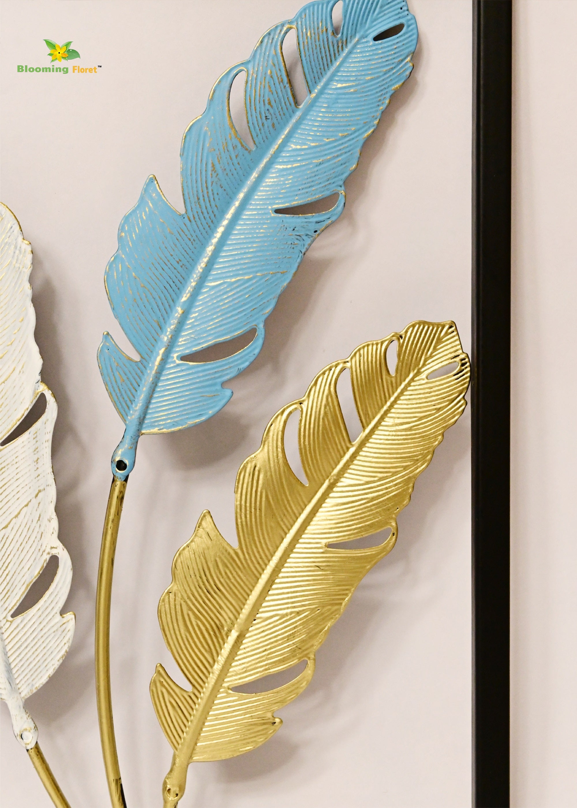 Feather Metal Frame for Wall Décor