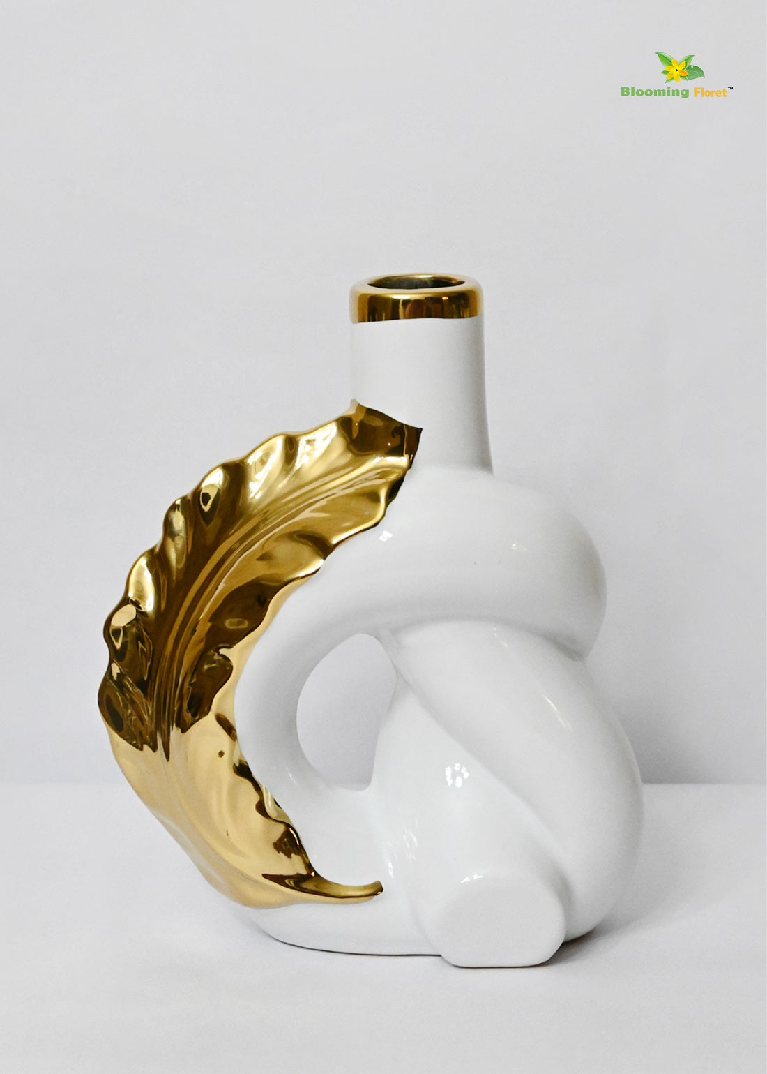 Modern Ceramic Leaf Vase | White | 20 cm