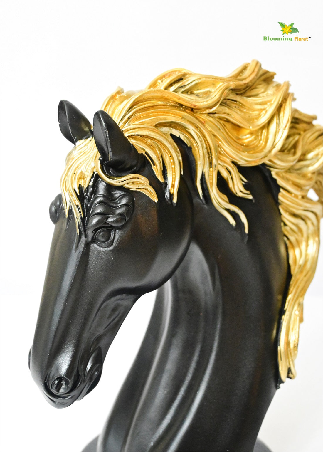 Majestic Equine Face Sculpture | Black | 24 cm