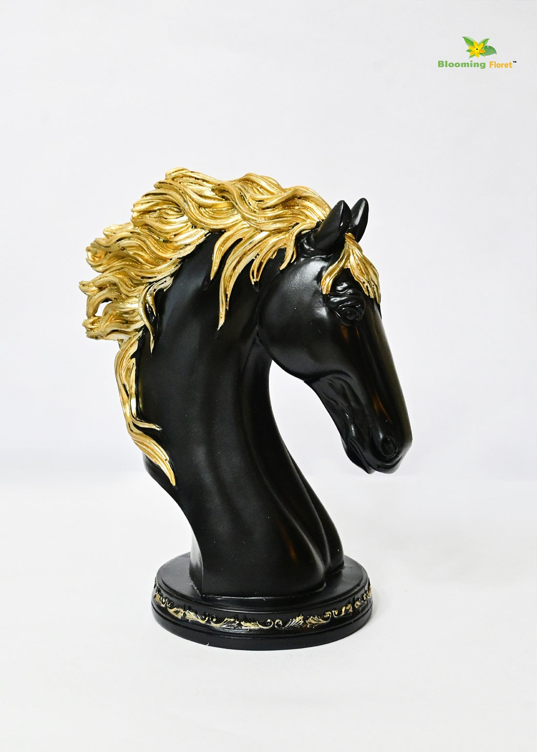 Majestic Equine Face Sculpture | Black | 24 cm