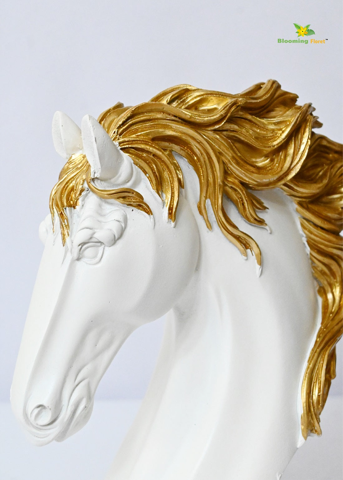 Majestic Equine Face Sculpture | White | 24 cm