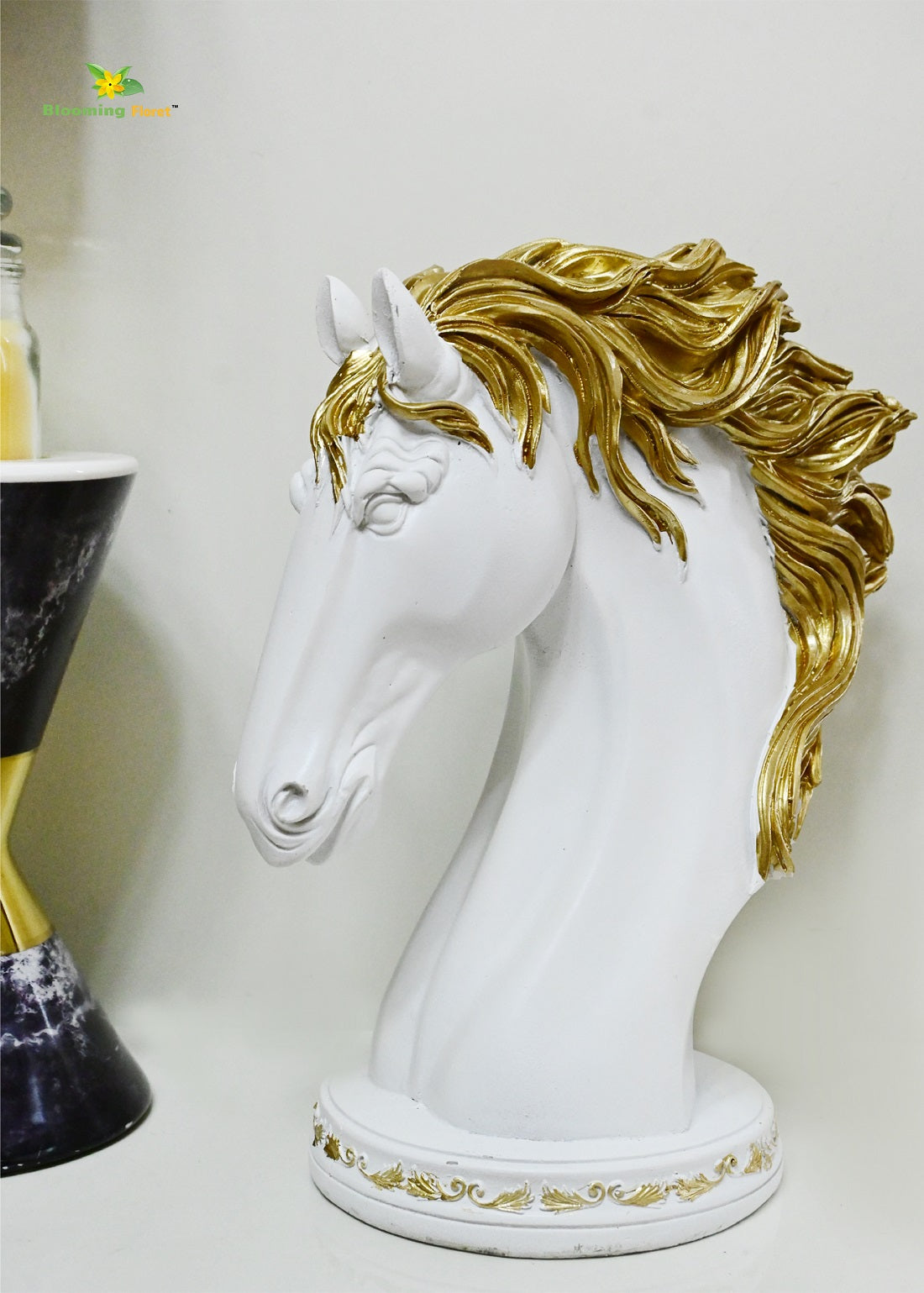 Majestic Equine Face Sculpture | White | 24 cm