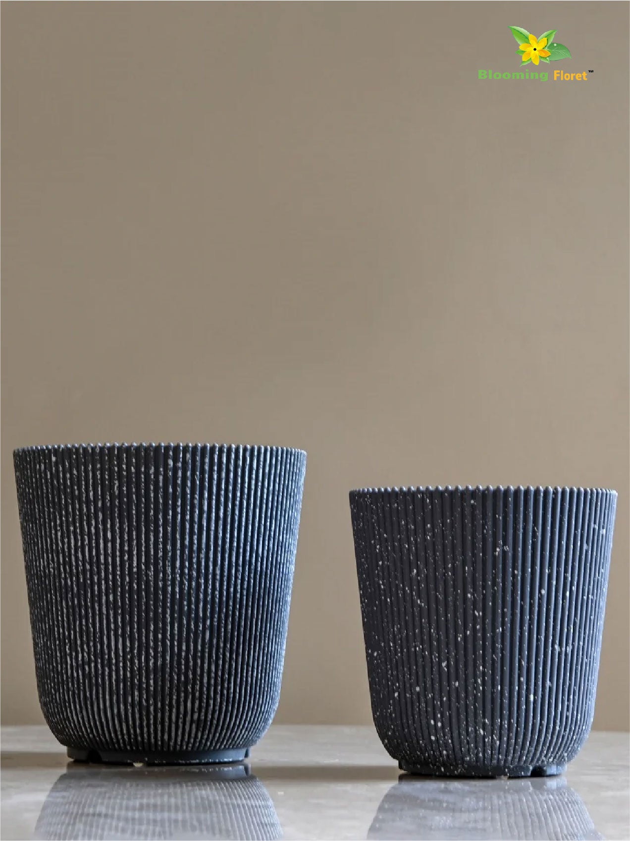 Ribbed Pattern Round Planter