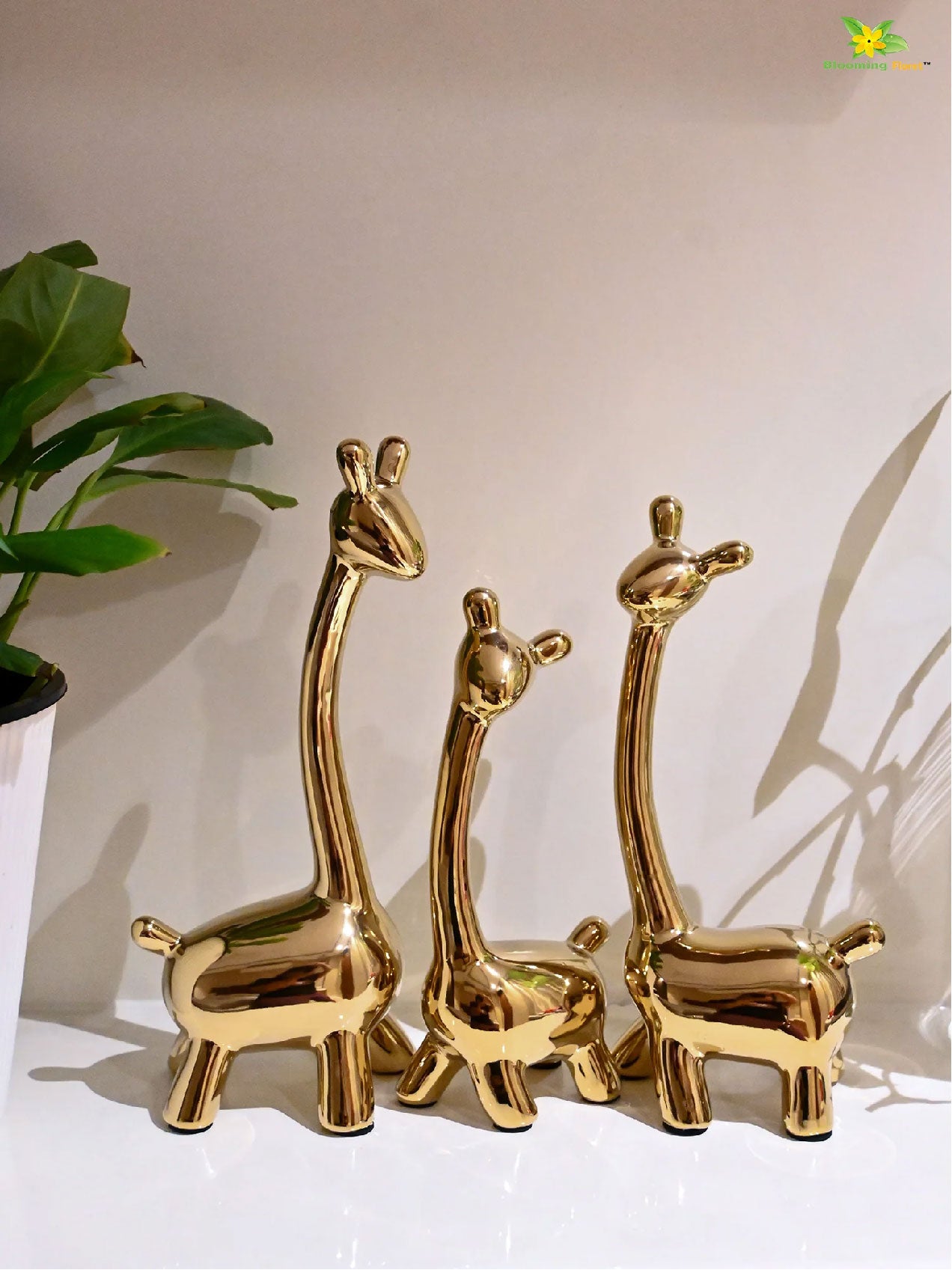 Artistry Giraffe Trio Set - Golden