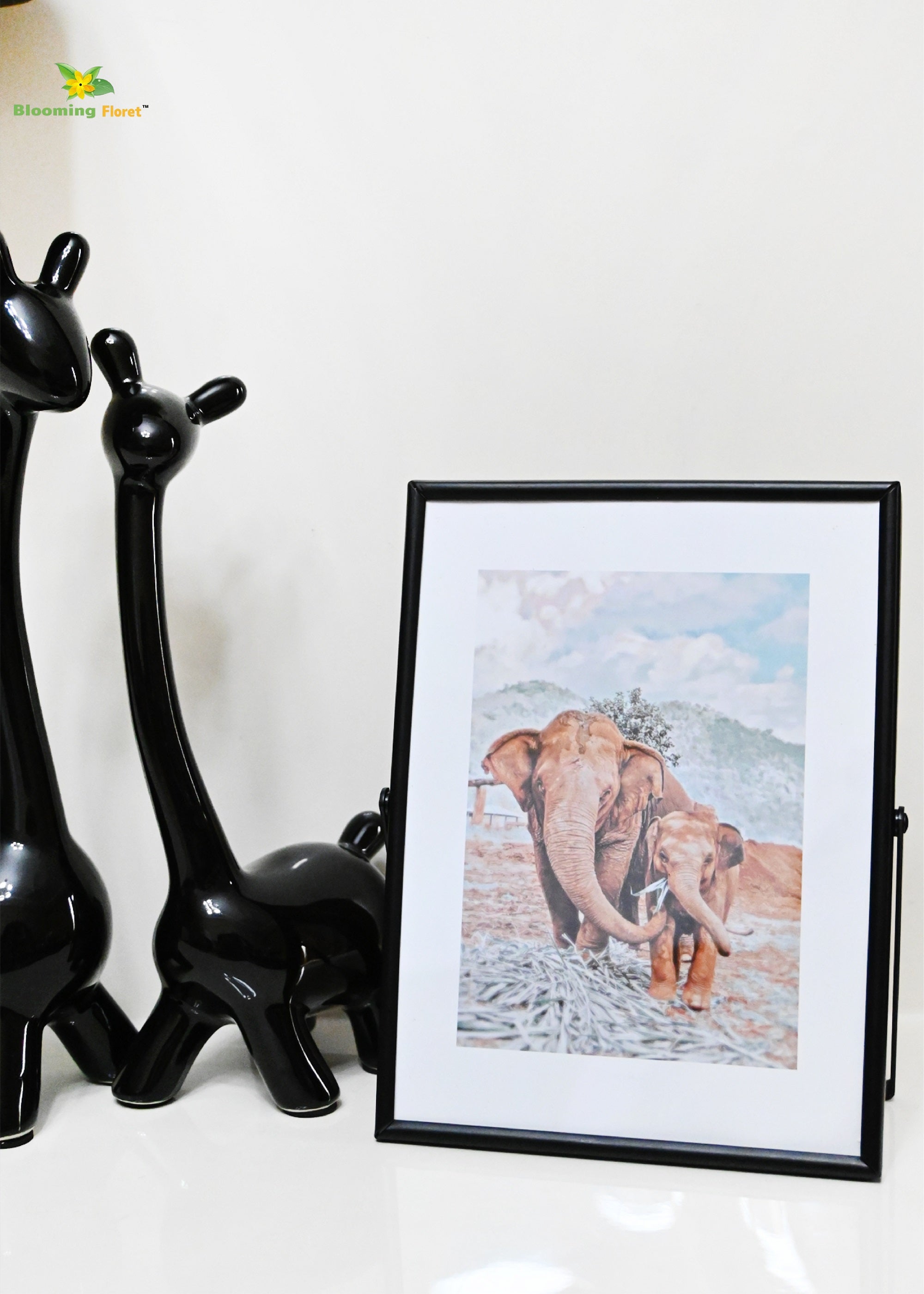 Elephant Metal Photo Frame (15.5 x 21cm)