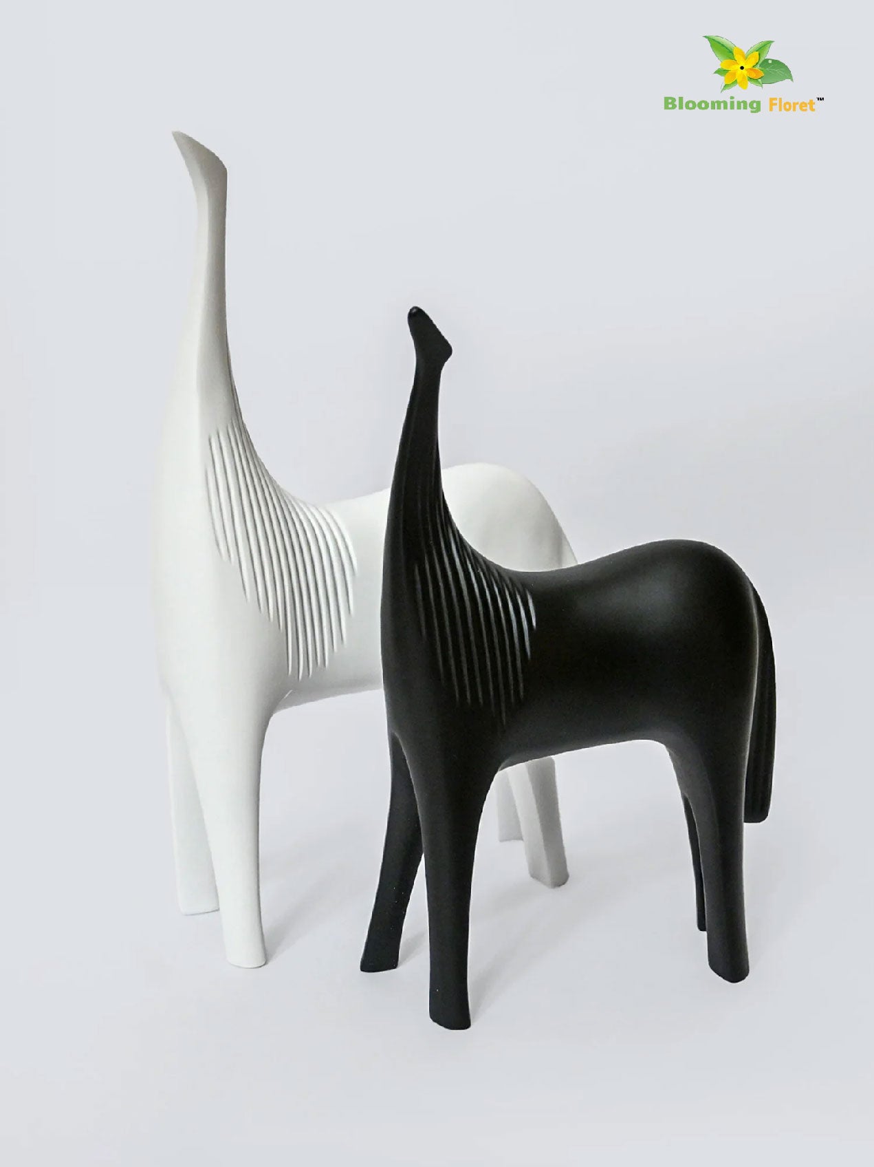 Giraffe Duo Figurines