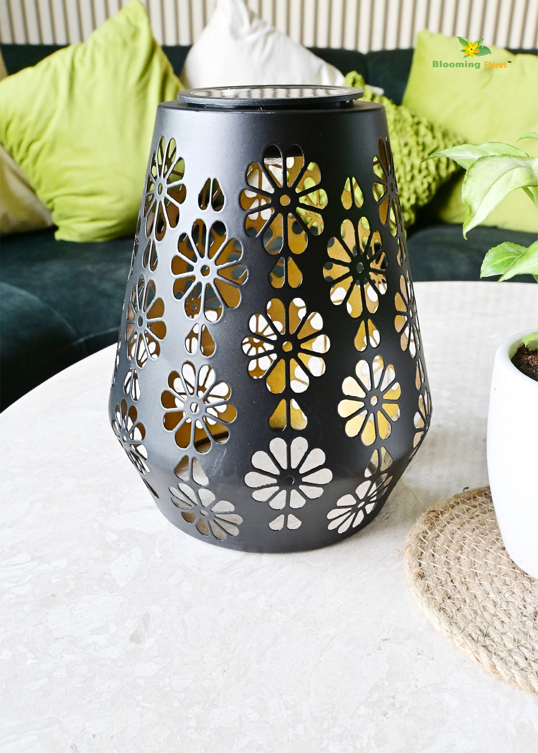 Premium Solar Lantern – 21 cm