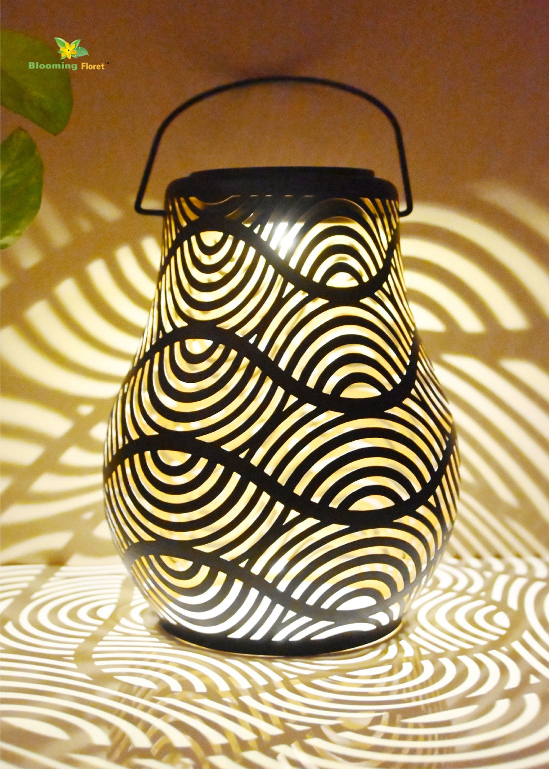 Premium Solar Lantern – 21 cm