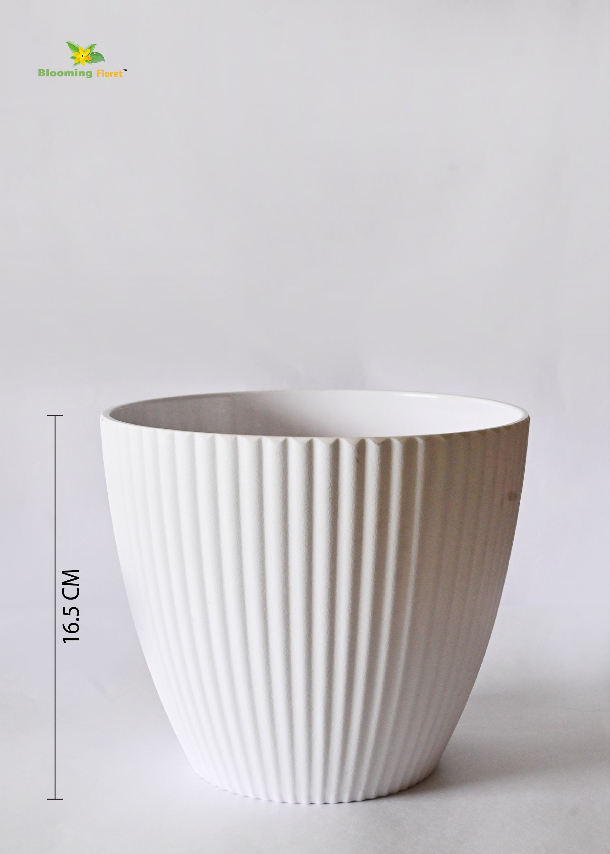 Elegant Ribbed Melamine Pot