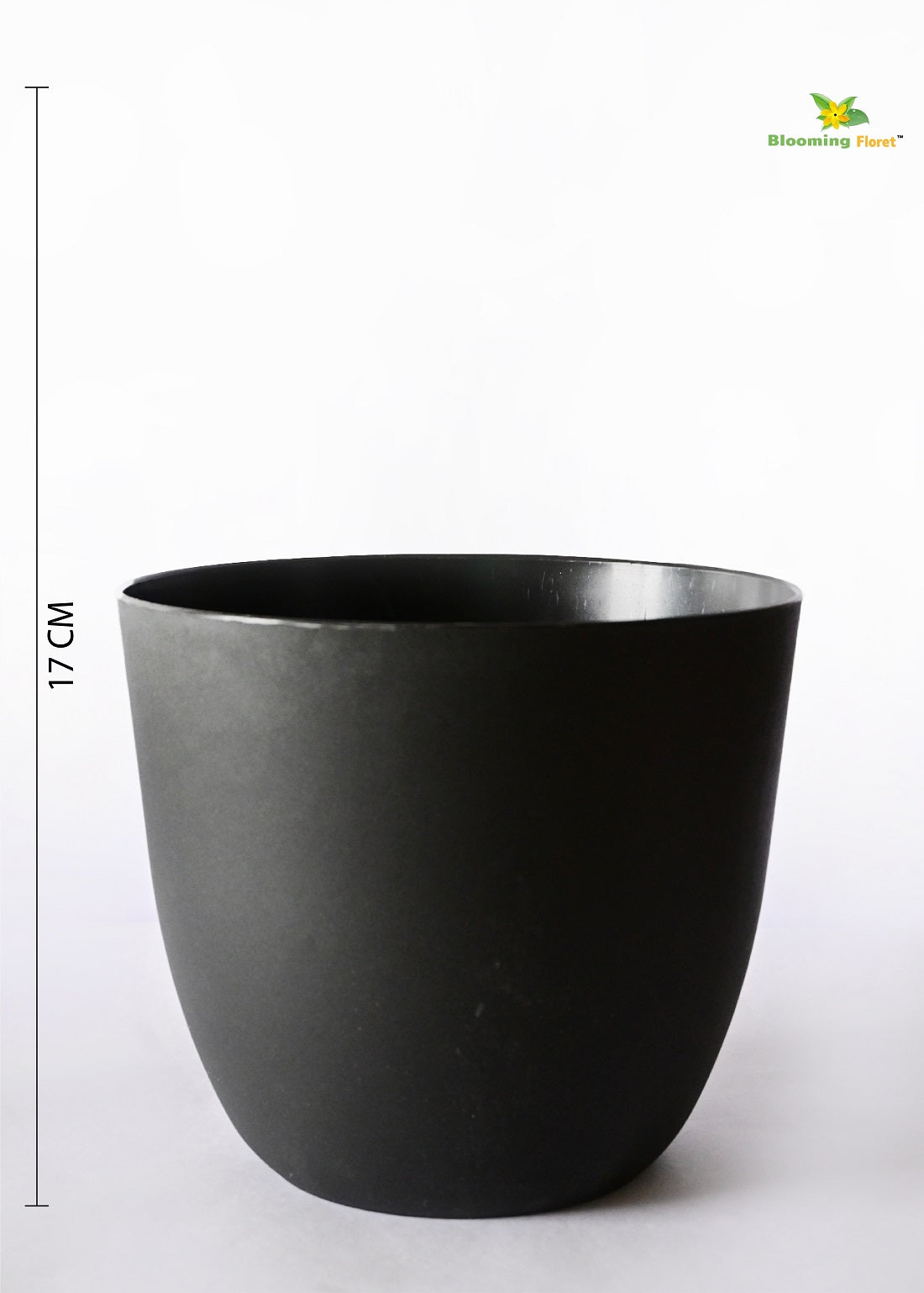 Timeless Black Round Planter