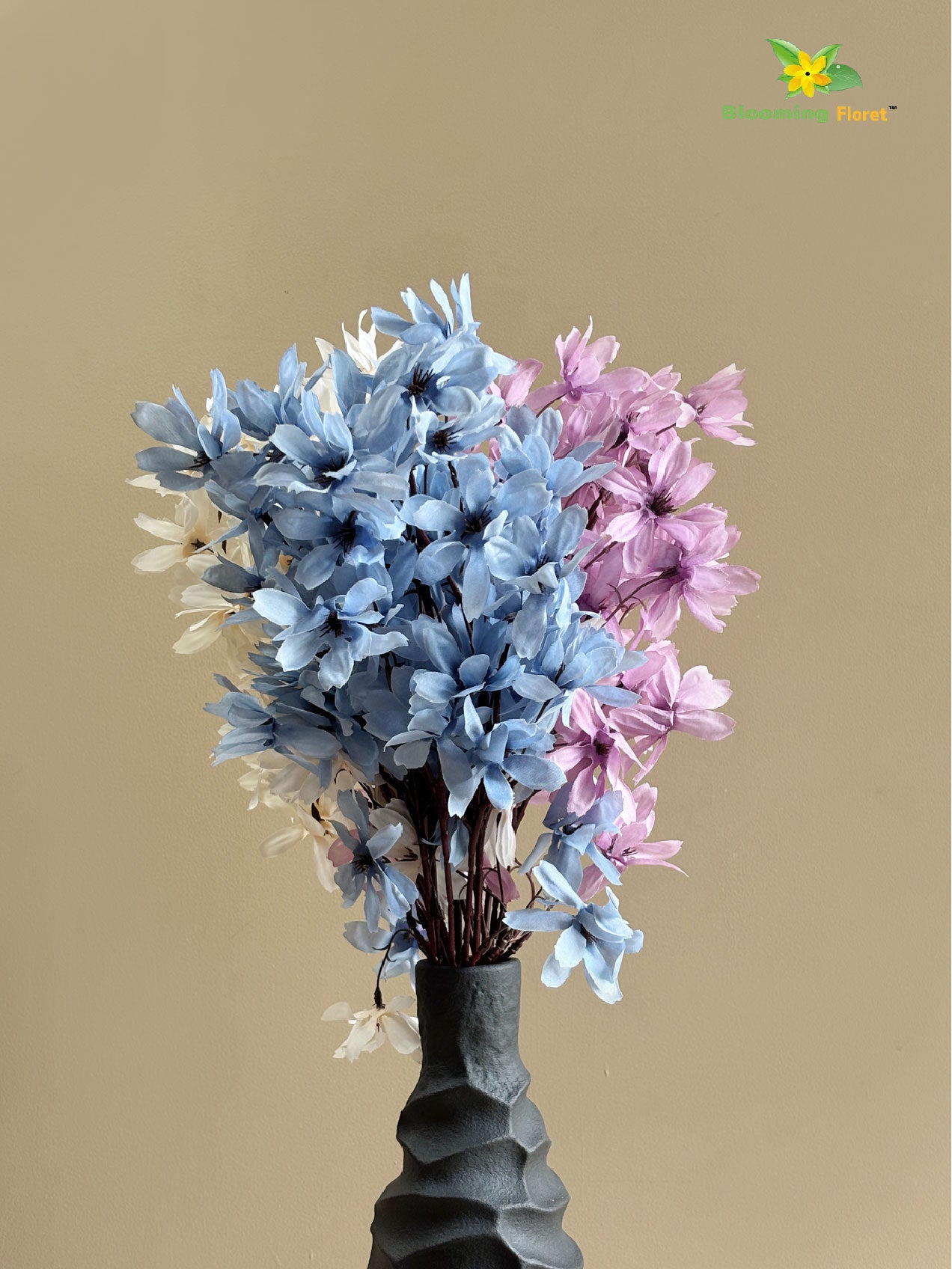 Magnolia Kobus Bunch - Off White, Blue, Purple
