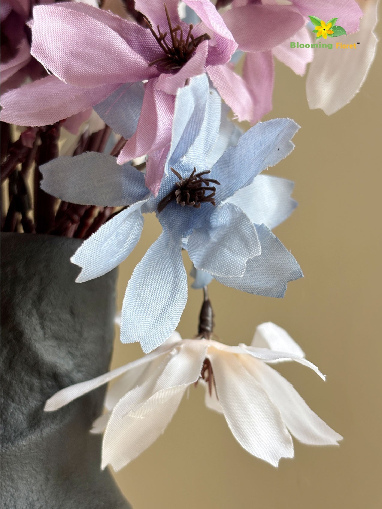 Magnolia Kobus Bunch - Off White, Blue, Purple