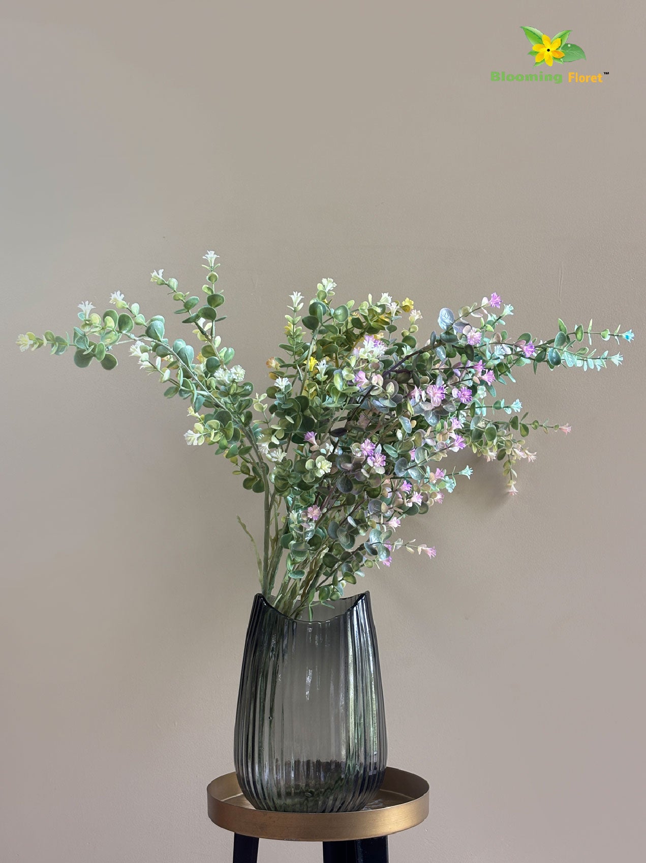 Minimalist Faux Eucalyptus Branch - Mix Bunch