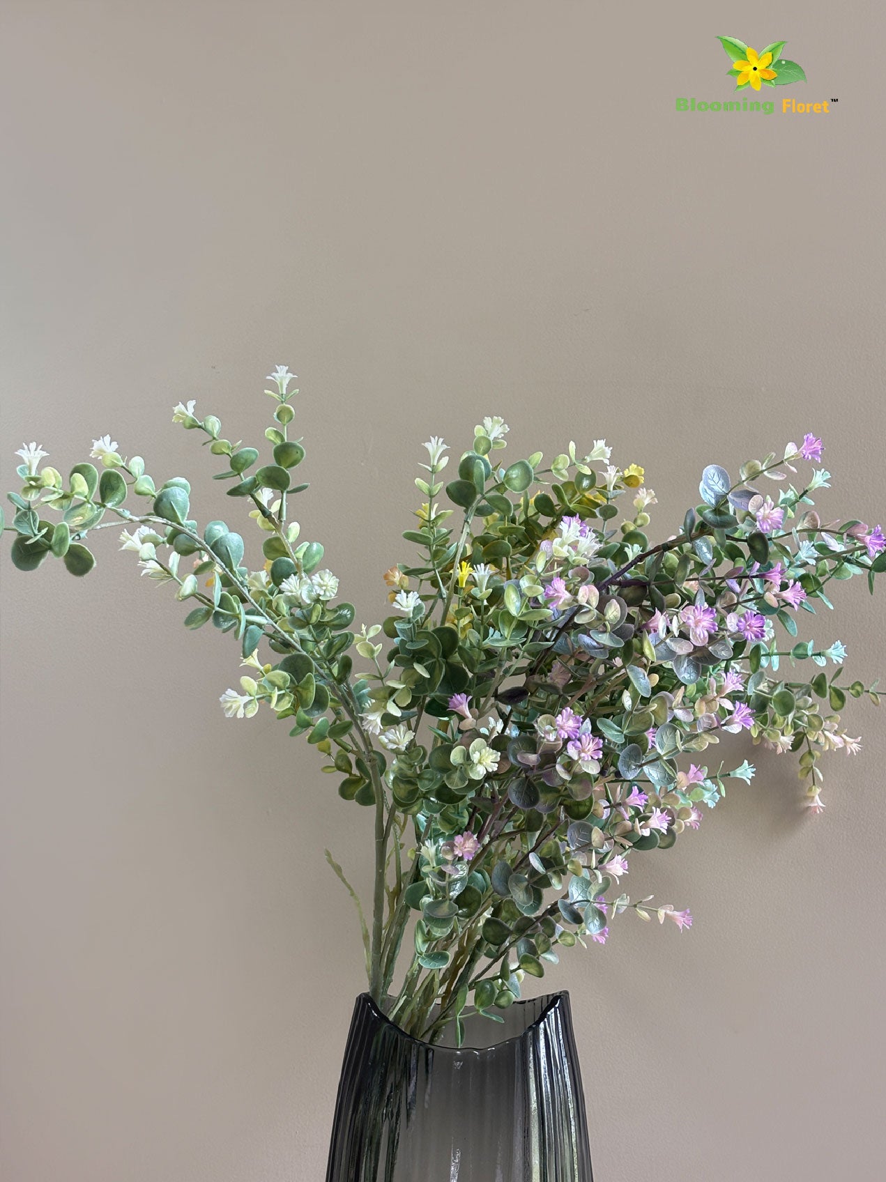 Minimalist Faux Eucalyptus Branch - Mix Bunch