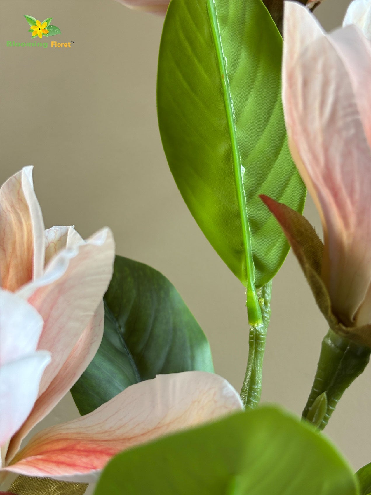 Magnolia Flower Stick - Peach