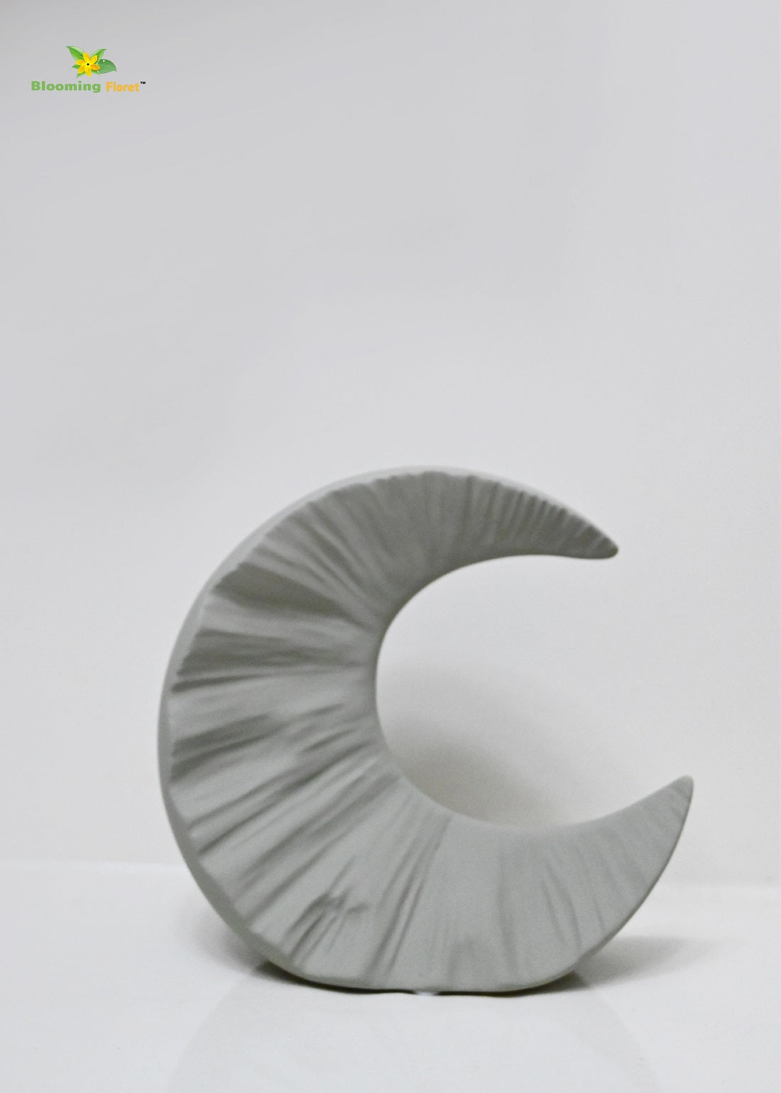 Half-Moon Ceramic Vase - Green