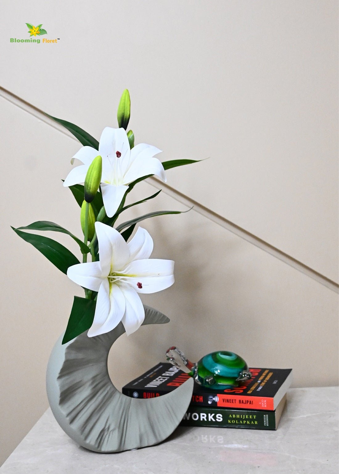 Half-Moon Ceramic Vase - Green