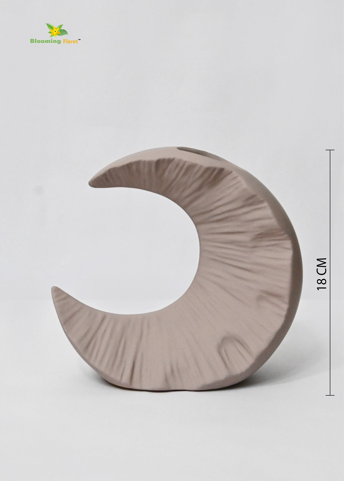 Half-Moon Ceramic Vase - Beige