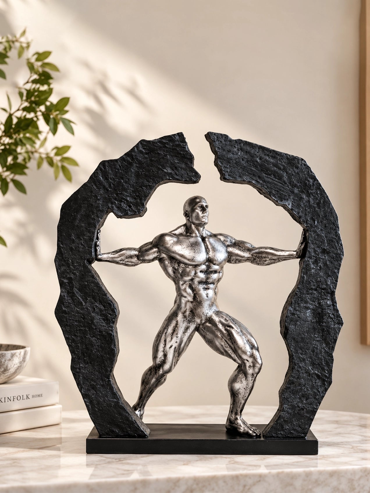 Body Builder Figurine | Silver | 21 cm