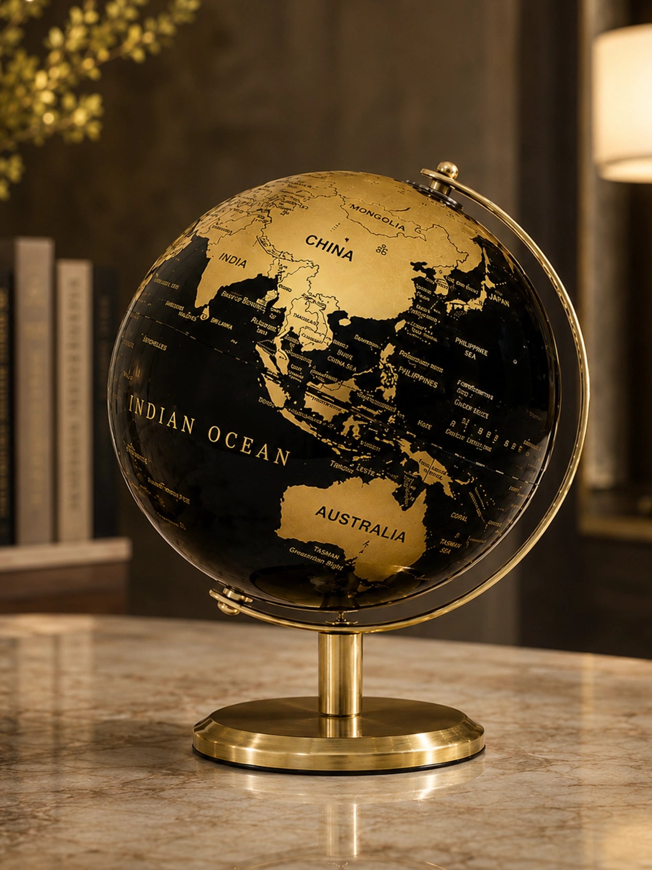 Golden & Black Globe | Plain Golden Stand | 19 cm