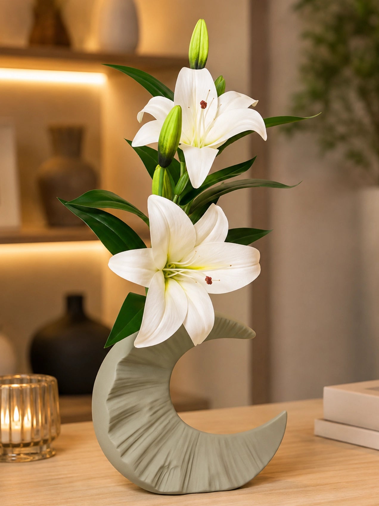 Half-Moon Ceramic Vase | Green | 18 cm