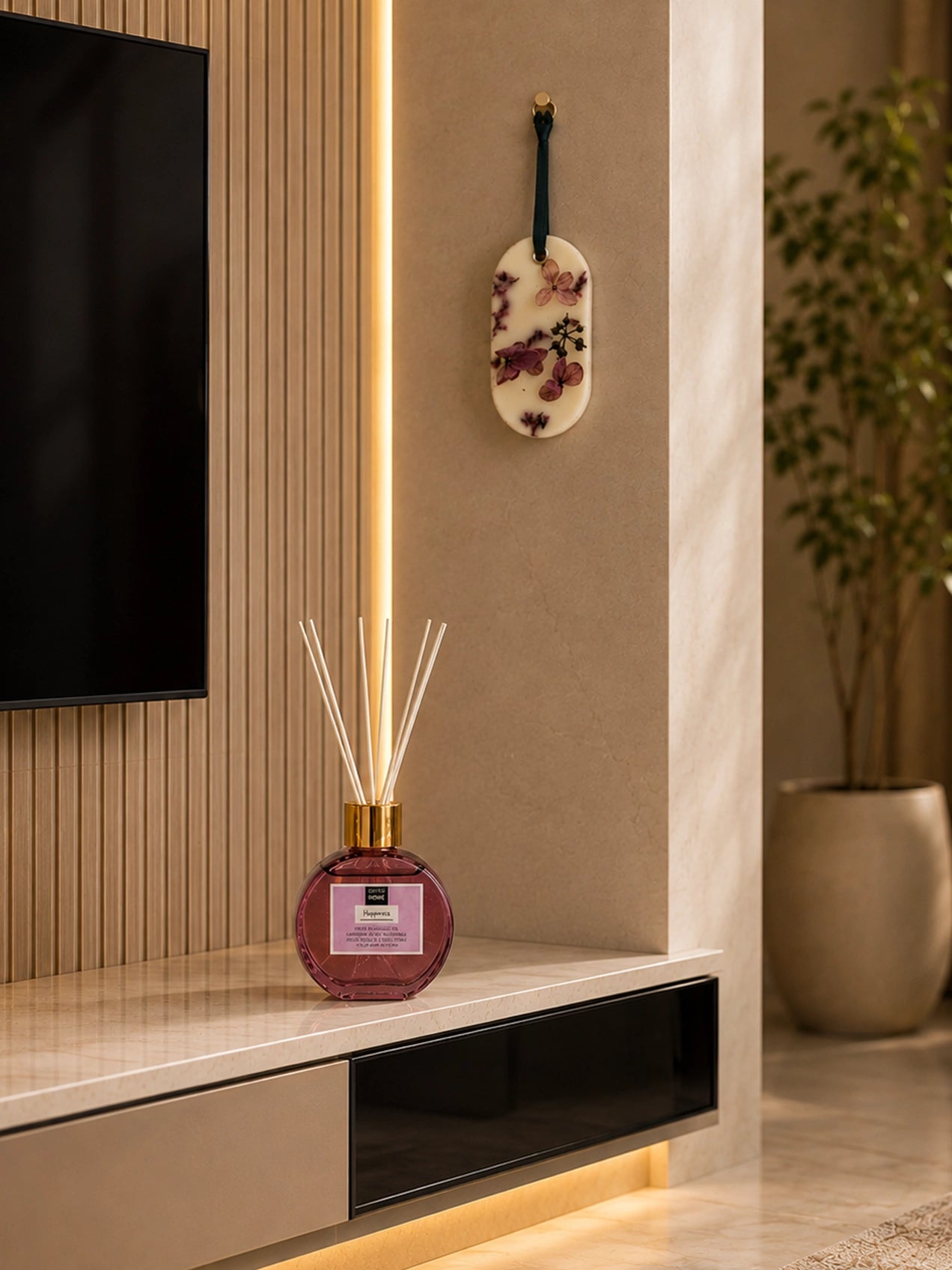 Reed Diffuser with Purple Lily Stick