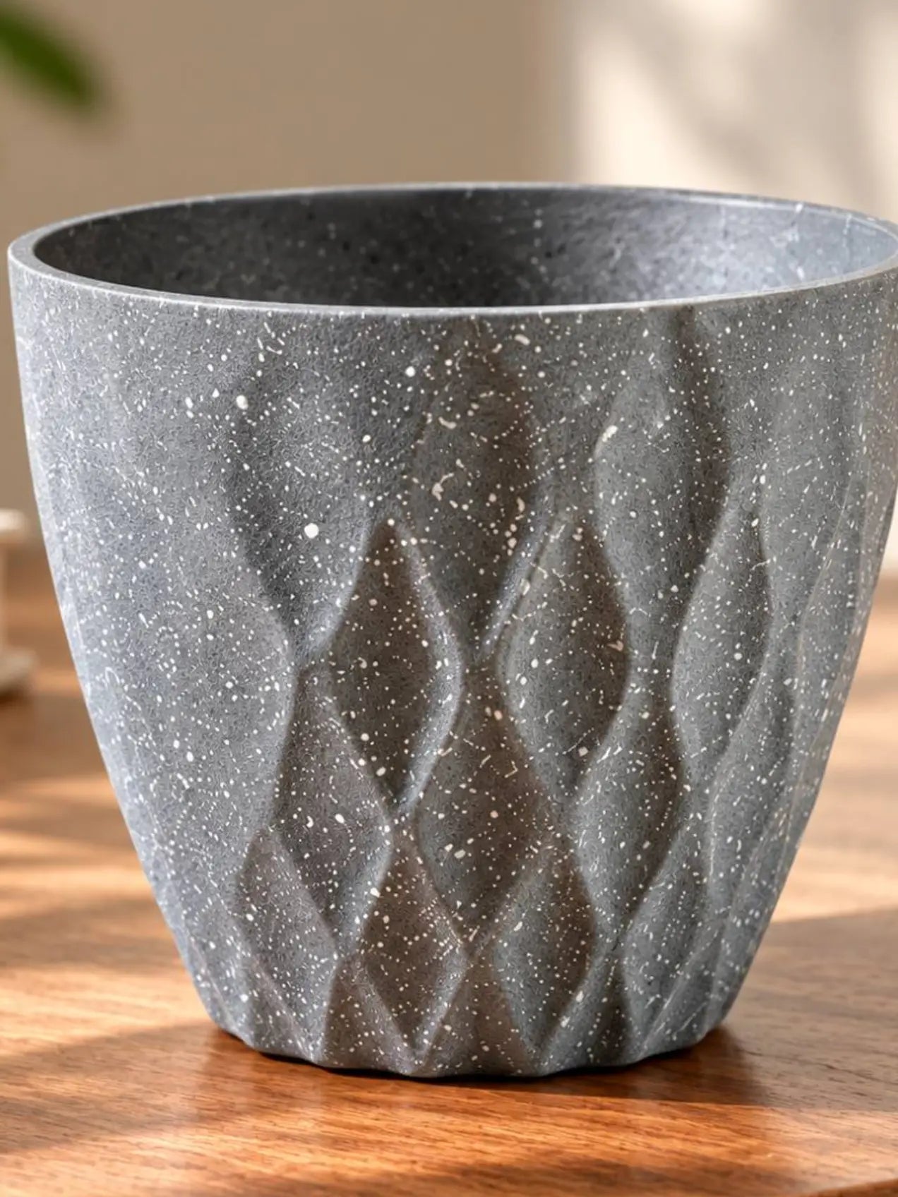 Diamond Pattern Round Planter | 13 cm | Set of 5