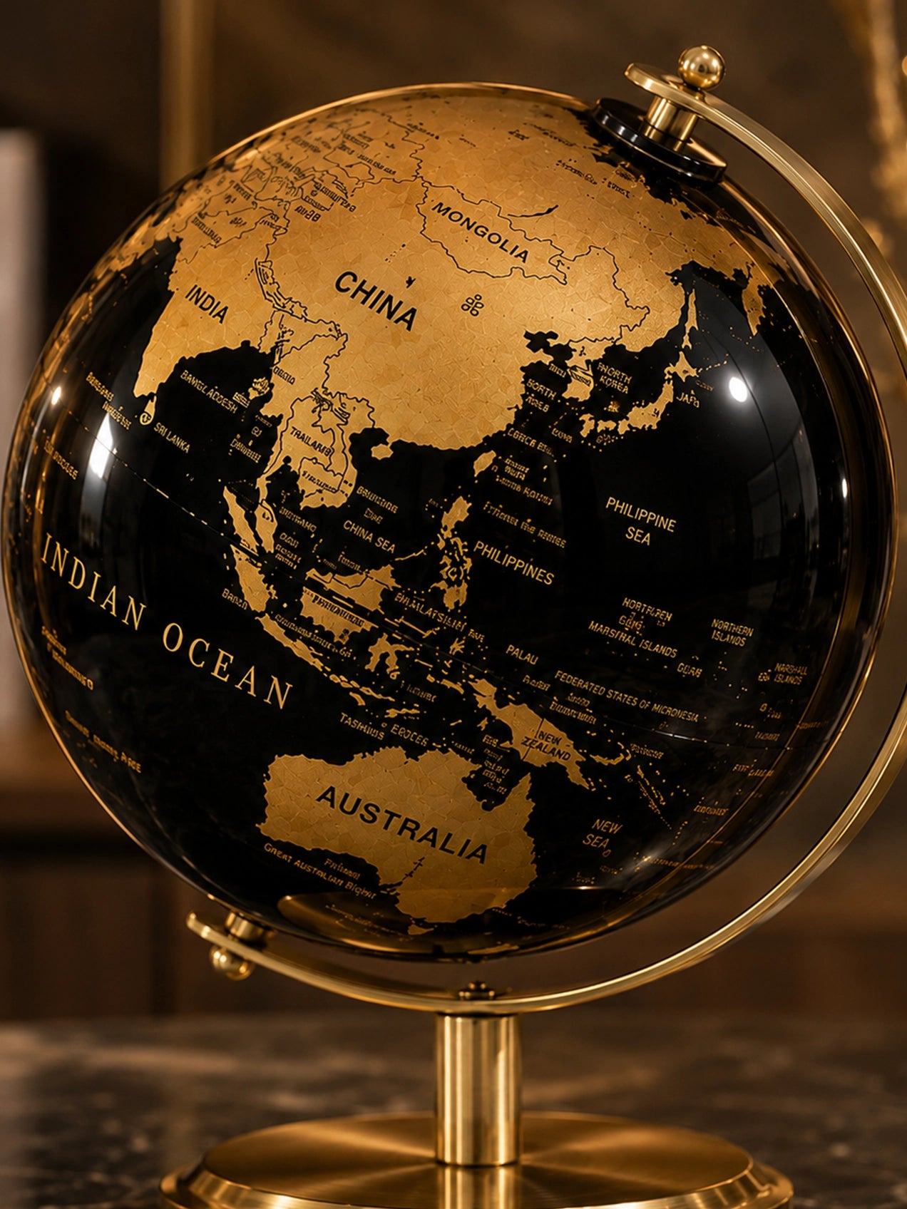 Golden & Black Globe | Plain Golden Stand | 19 cm