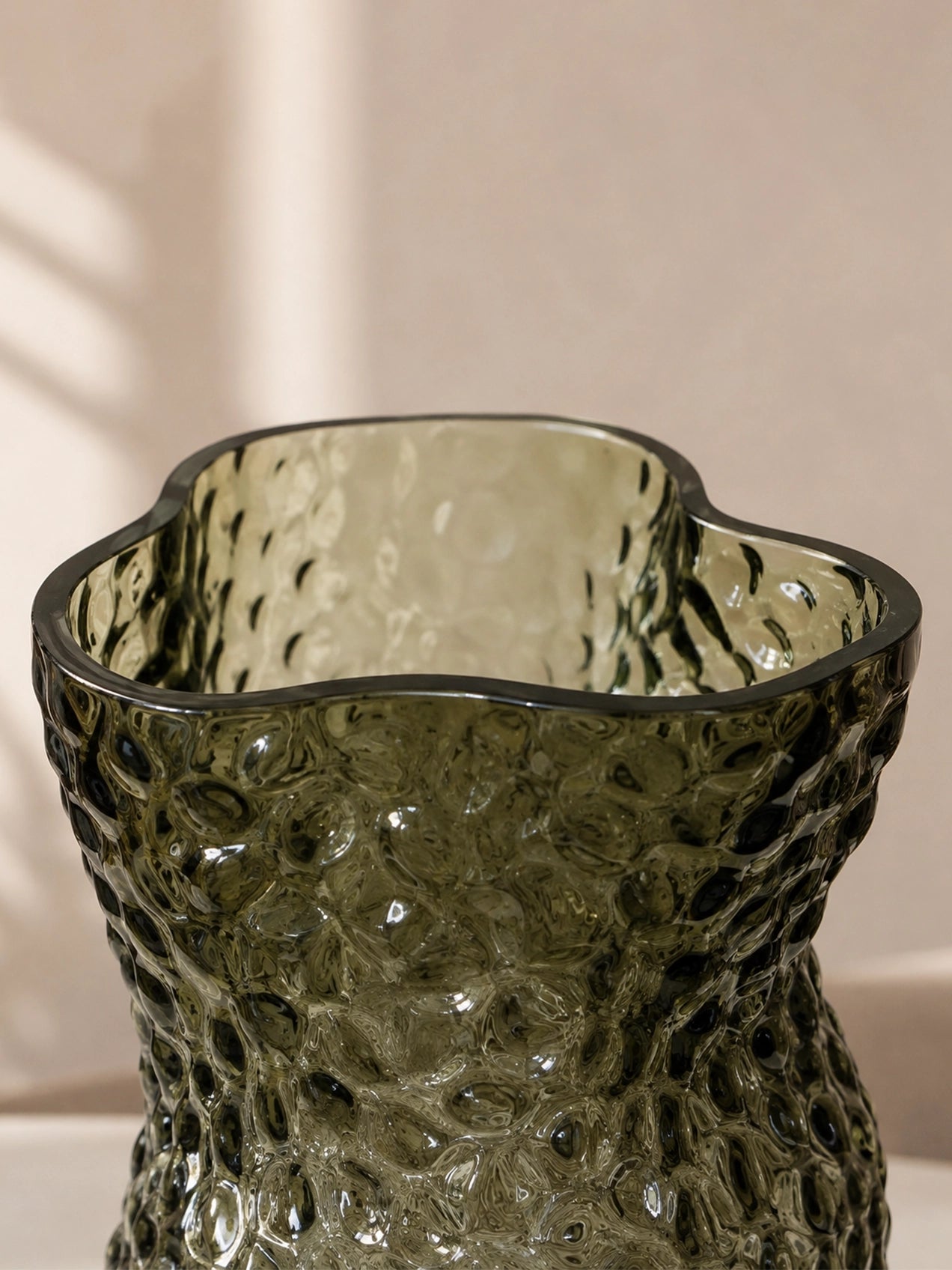Twisted Glass Vase | Black | 23 cm