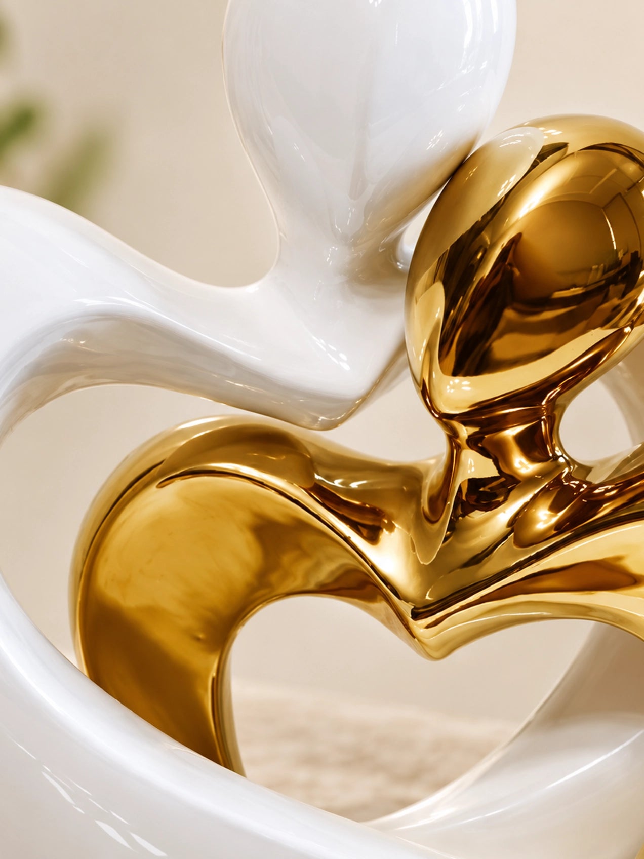 Romantic Heart Lover Sculpture