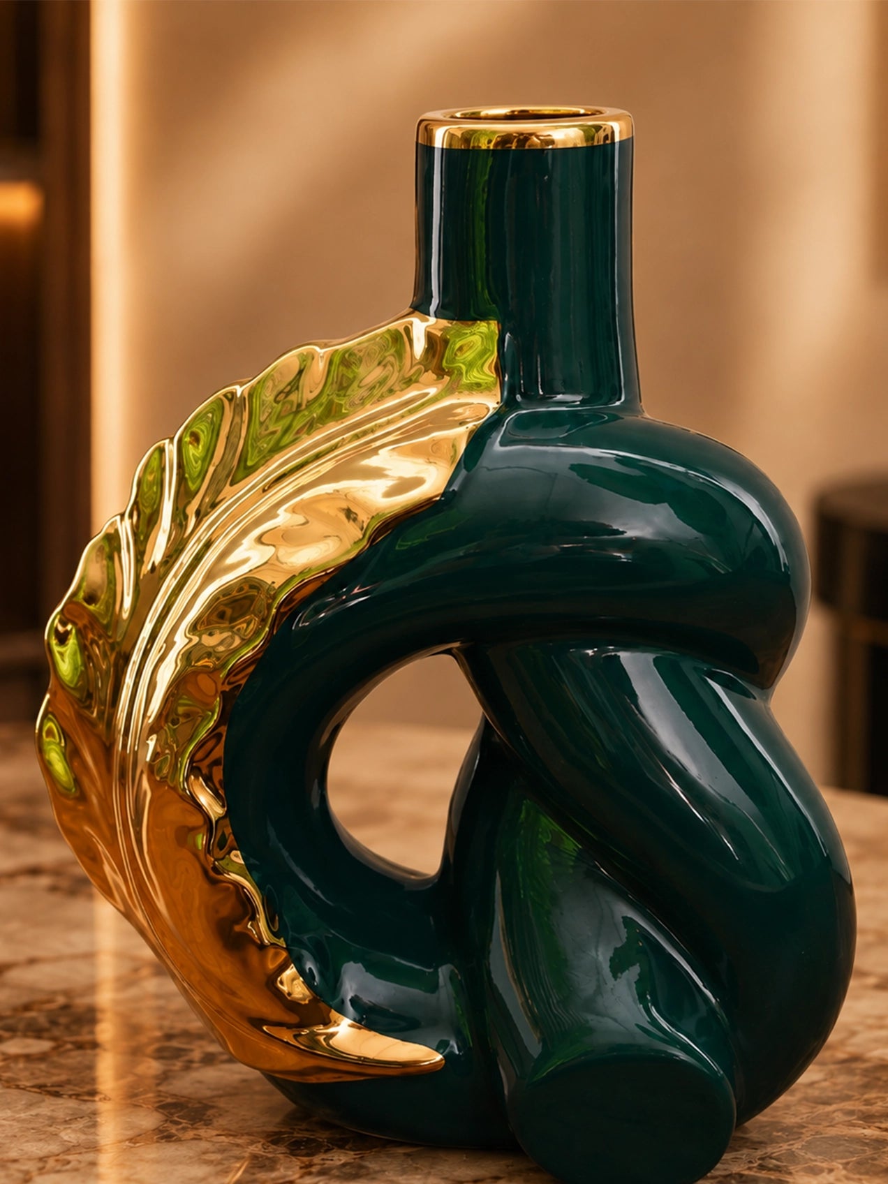 Modern Ceramic Leaf Vase | Green | 20 cm