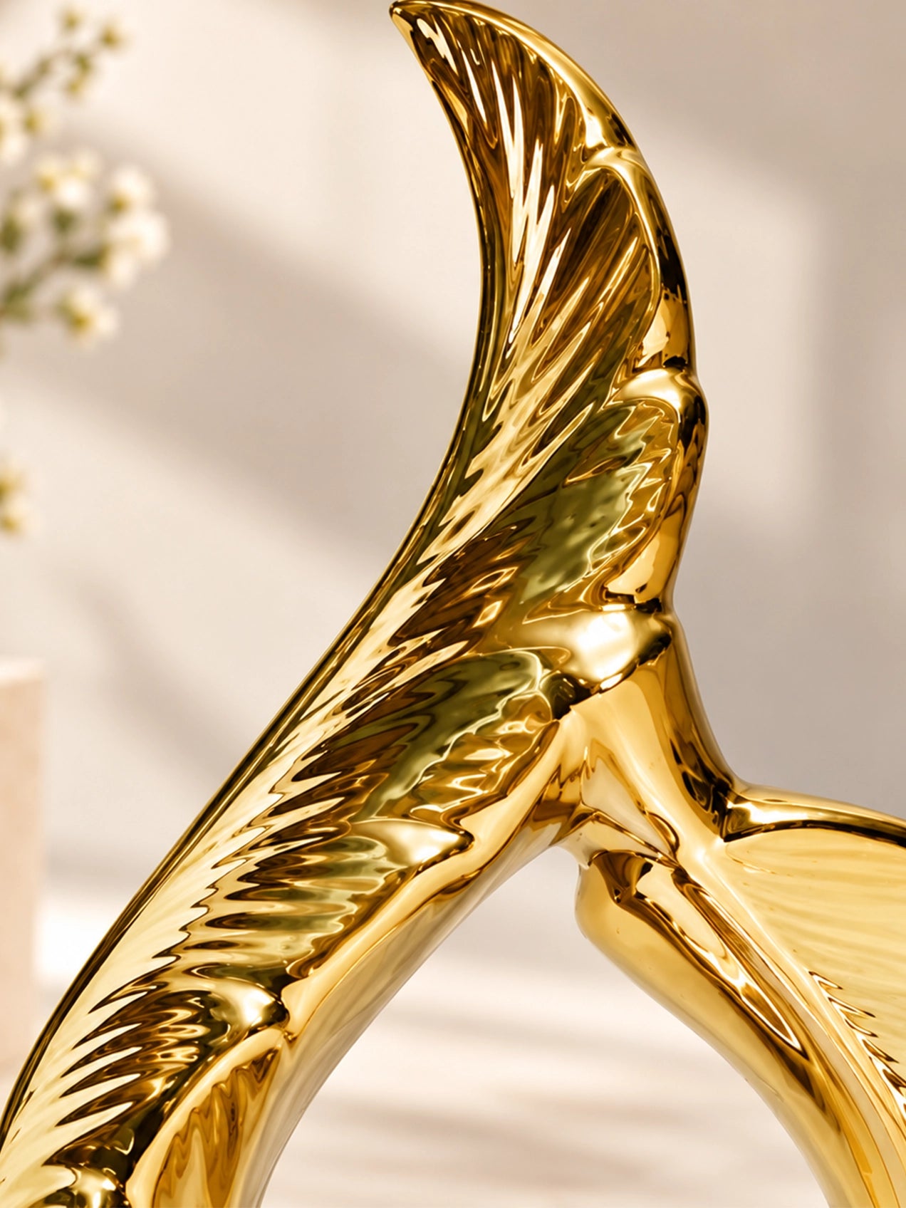 Ceramics Figurine Statue | Gold | 29 cm