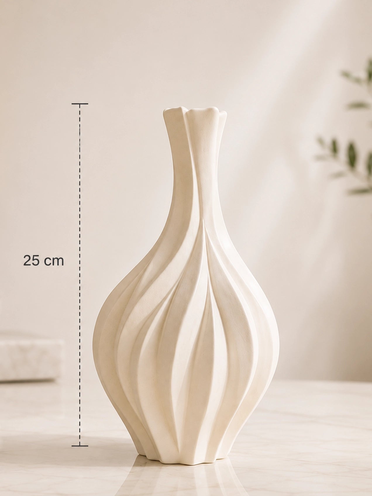 Chic Curves Ceramic Vase | 25 cm