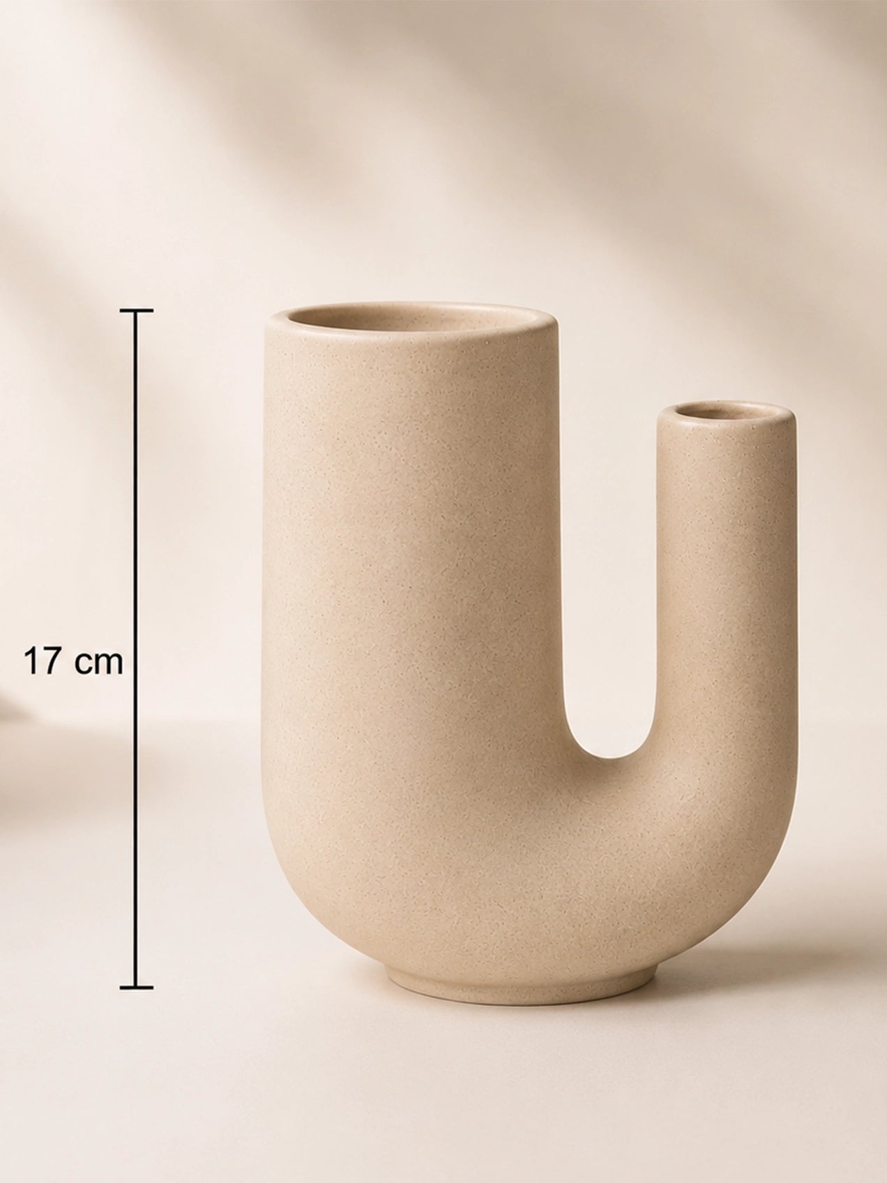 U-Shaped Vase | 17 cm