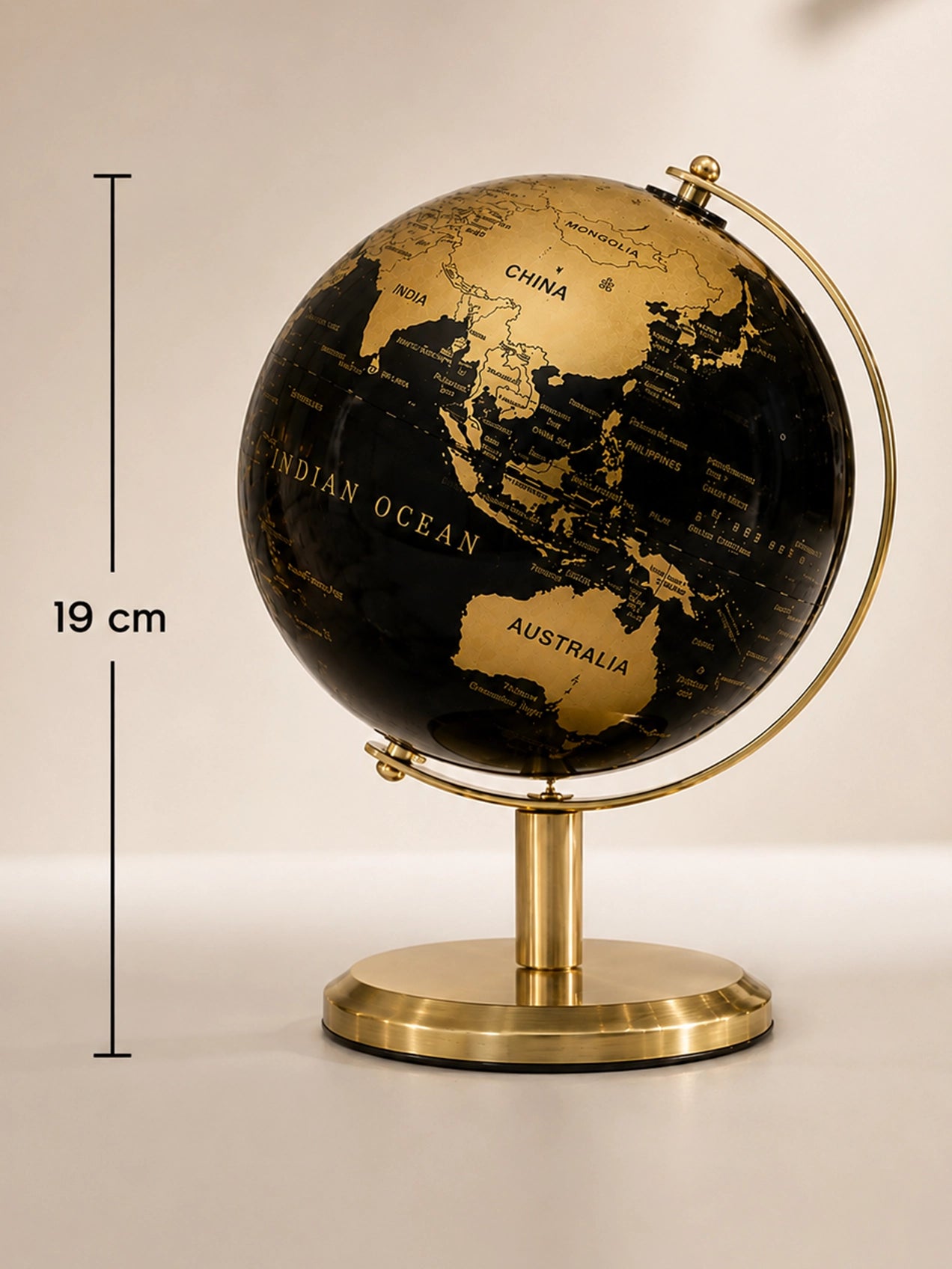 Golden & Black Globe | Plain Golden Stand | 19 cm