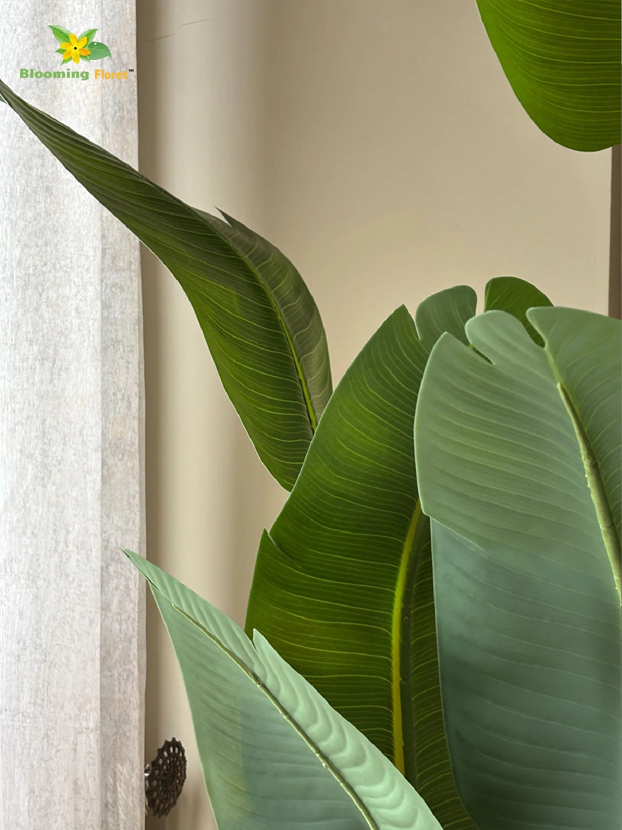 Artificial Banana Leaf Plant – 220 cm, with Basic Pot